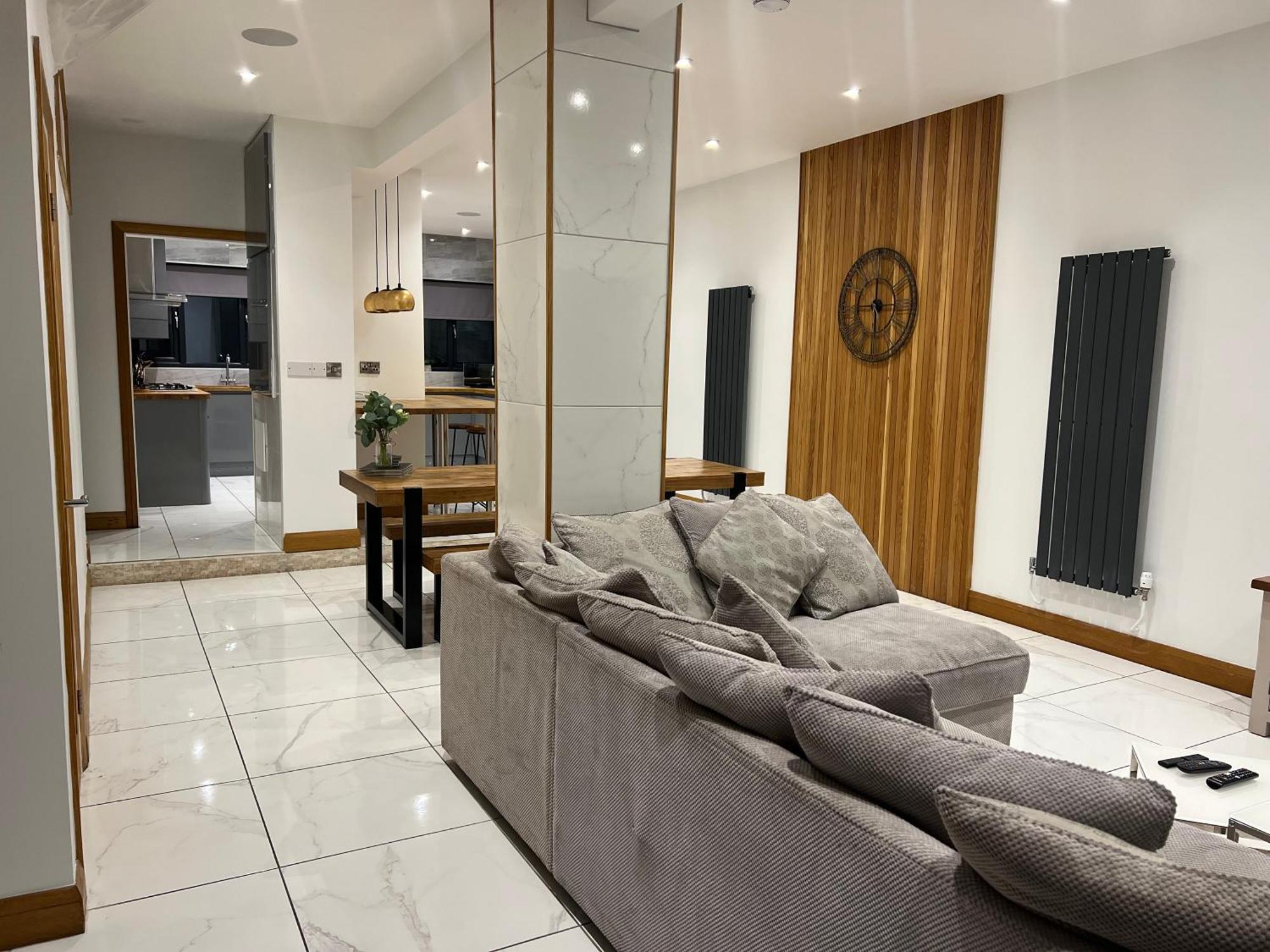 Broadway Beach Home With Hot Tub แฮร์นเบย์ ภายนอก รูปภาพ